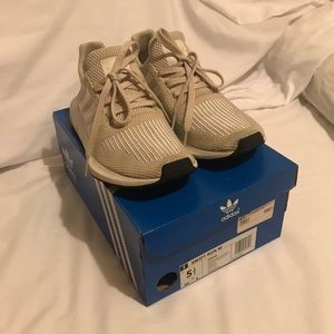 Adidas swift run originals women